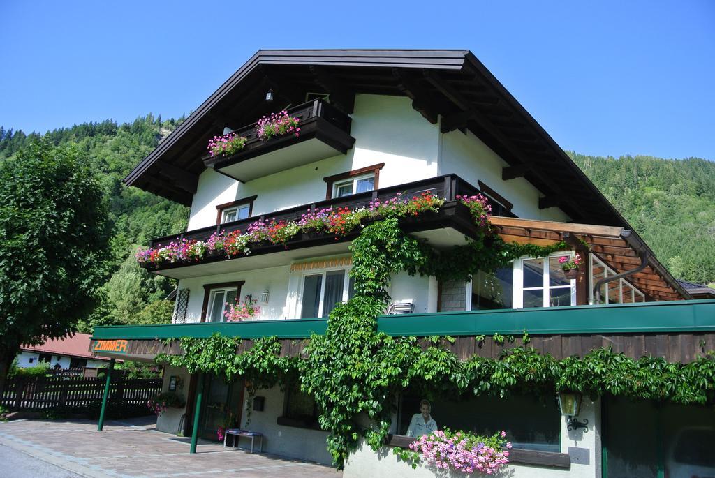 Haus Gruetzner Apartment Dorfgastein Exterior foto